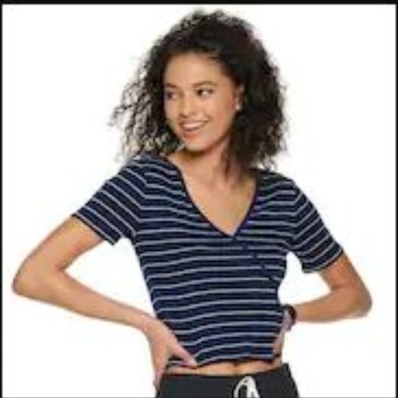 SO Tops - SO Faux wrapped tee short sleeve v-neck Size Juniors XL